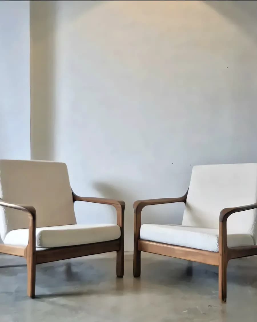 Skandinavisches Mid-Century Sessel-Paar in Bouclé, 1950er