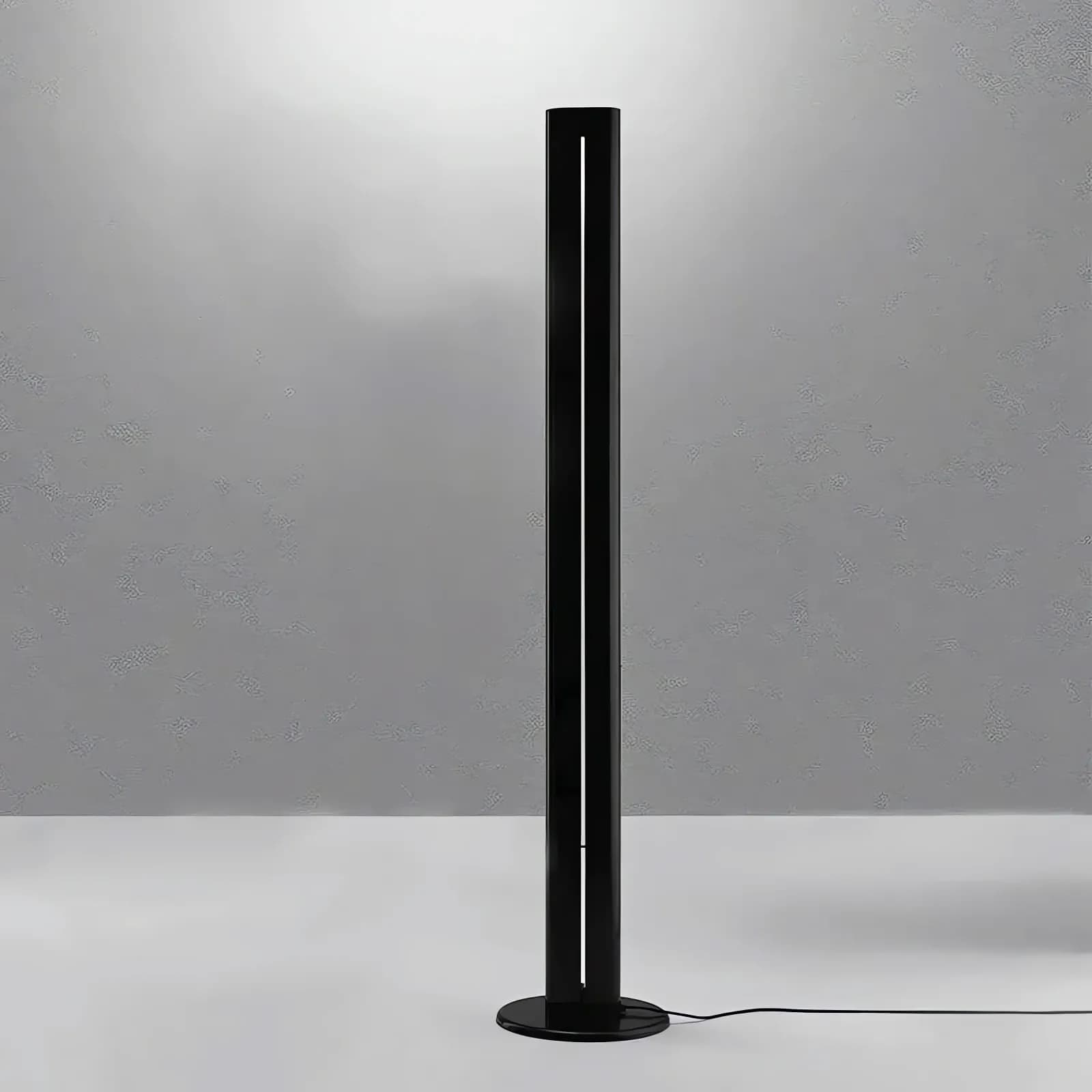 Торшер Megaron, Gianfranco Frattini, Artemide — 01.webp (enhanced)